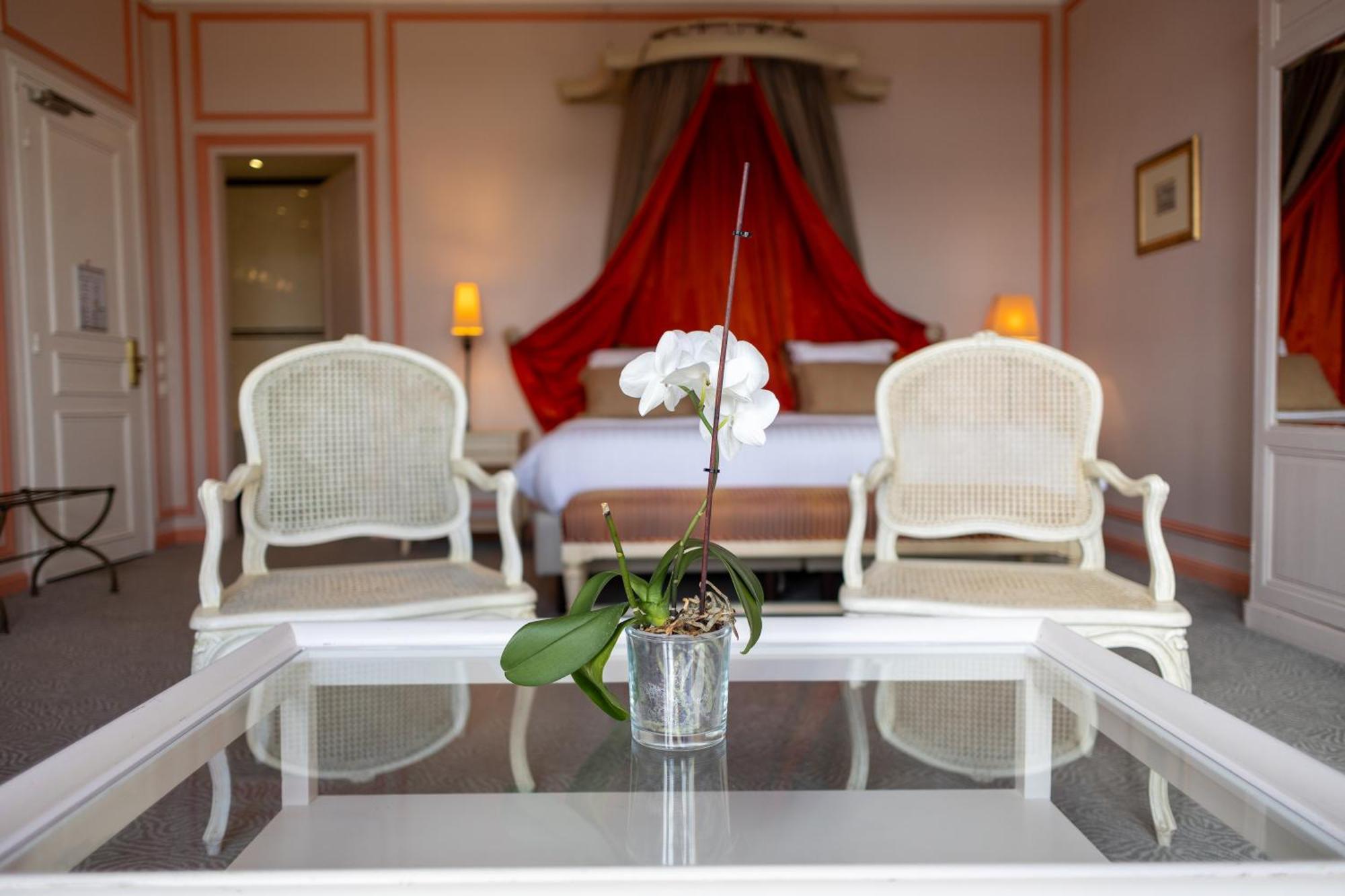 Pavillon Henri IV Hotel Restaurant Gastronomique Terrasse Saint-Germain-en-Laye ภายนอก รูปภาพ