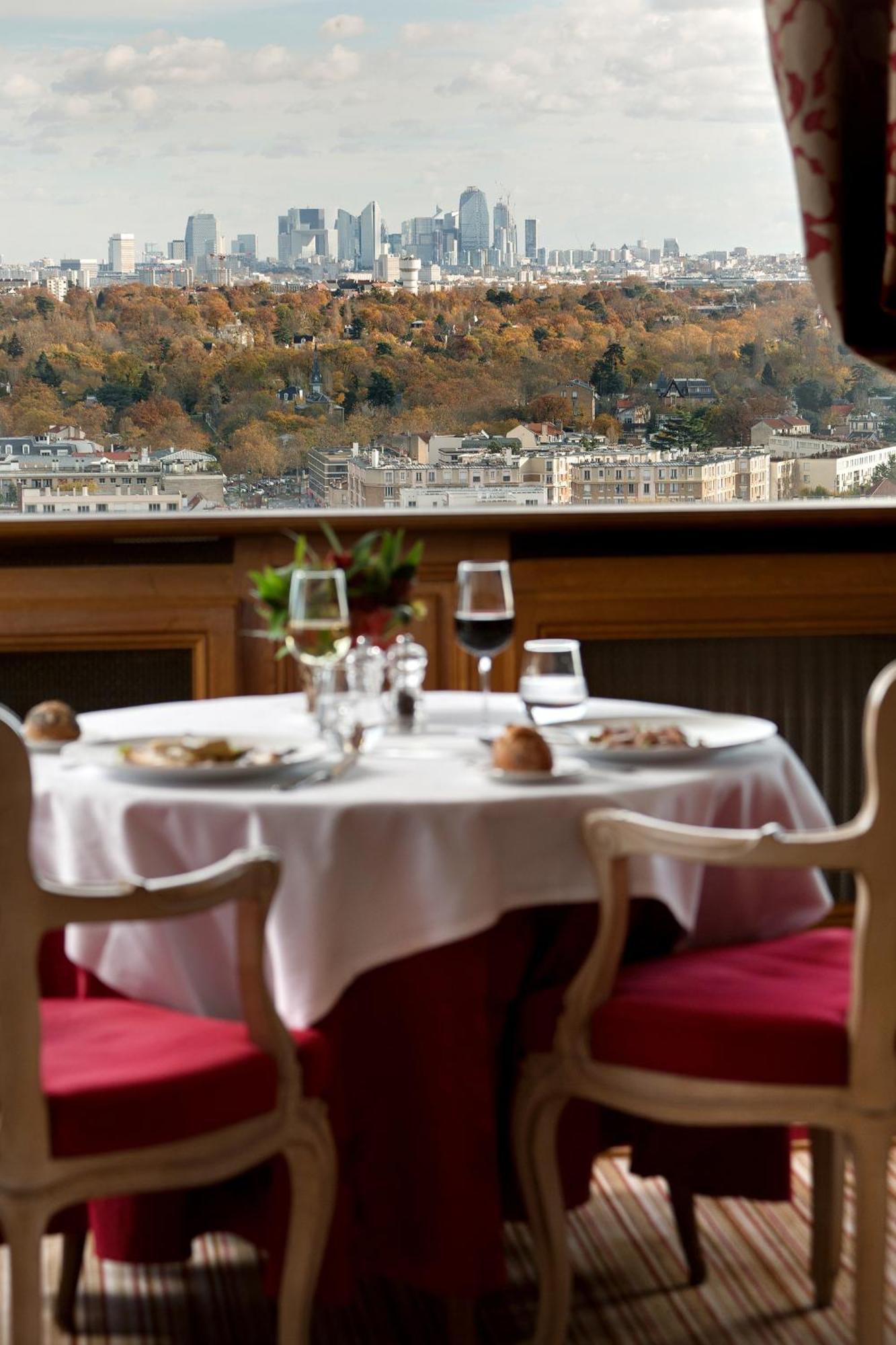 Pavillon Henri IV Hotel Restaurant Gastronomique Terrasse Saint-Germain-en-Laye ภายนอก รูปภาพ