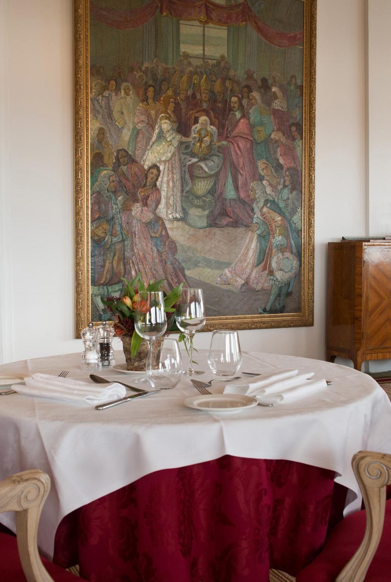 Pavillon Henri IV Hotel Restaurant Gastronomique Terrasse Saint-Germain-en-Laye ภายนอก รูปภาพ