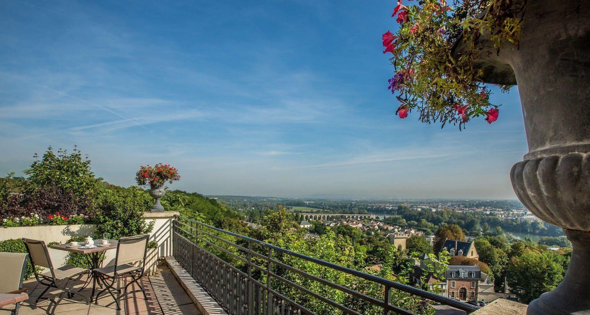 Pavillon Henri IV Hotel Restaurant Gastronomique Terrasse Saint-Germain-en-Laye ภายนอก รูปภาพ