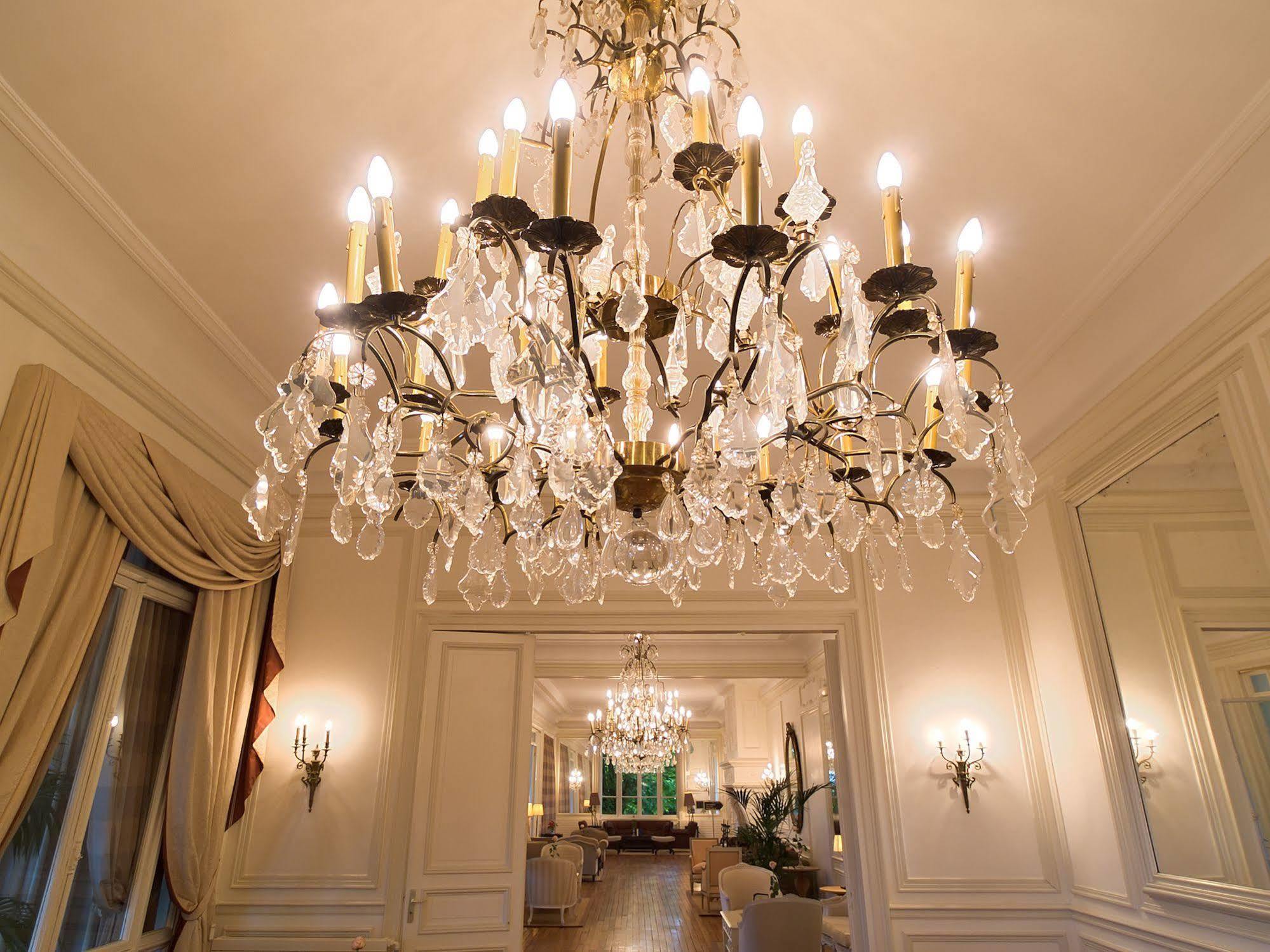 Pavillon Henri IV Hotel Restaurant Gastronomique Terrasse Saint-Germain-en-Laye ภายนอก รูปภาพ