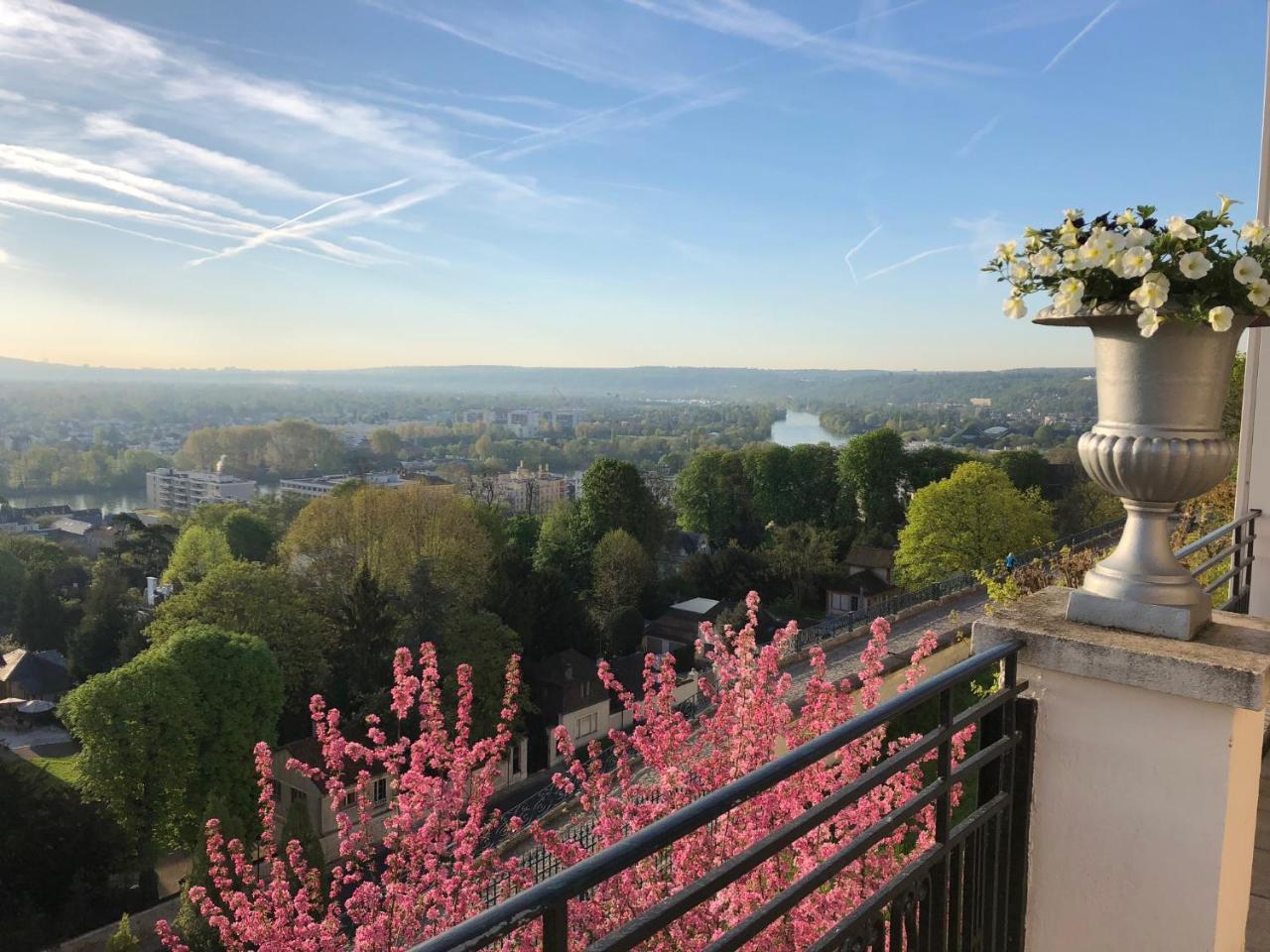 Pavillon Henri IV Hotel Restaurant Gastronomique Terrasse Saint-Germain-en-Laye ภายนอก รูปภาพ